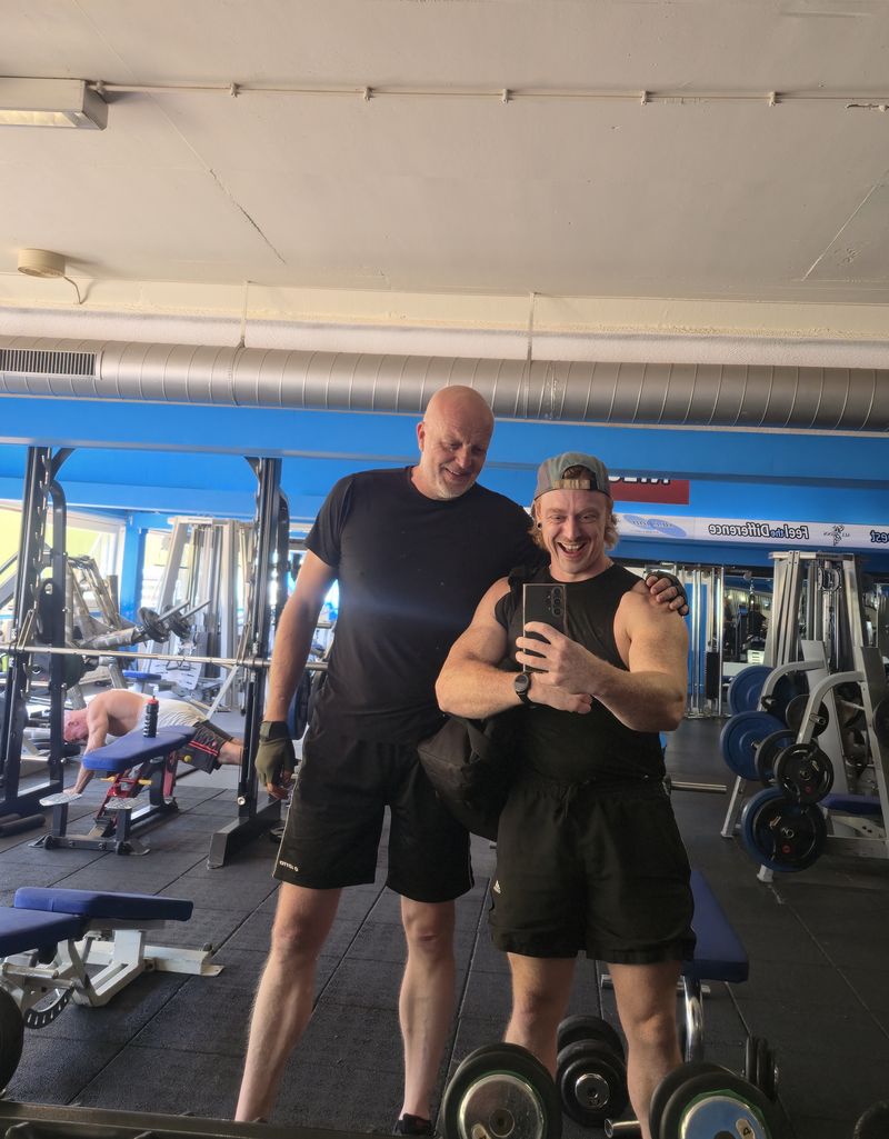 Vincent van Haren met een klant in de gym in regio Utrecht